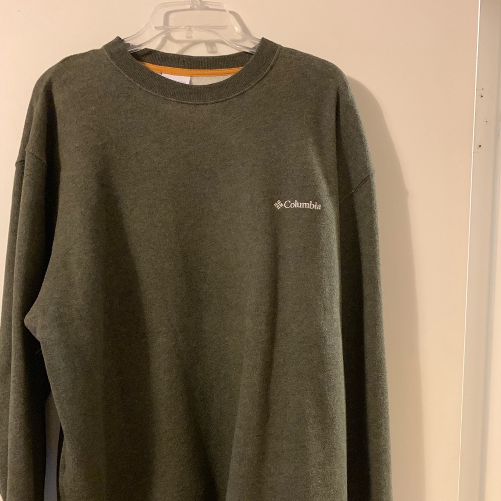 Columbia Sweatshirt
